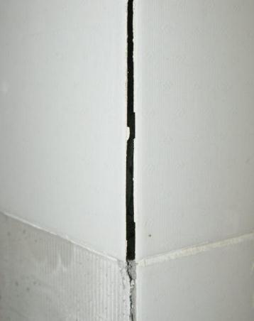 瓷砖空鼓胶到底起不起作用怎么办视频(瓷砖空鼓胶到底起不起作用怎么办视频教程)