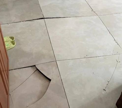 瓷砖空鼓解决办法有哪些(瓷砖空鼓解决办法有哪些图片)