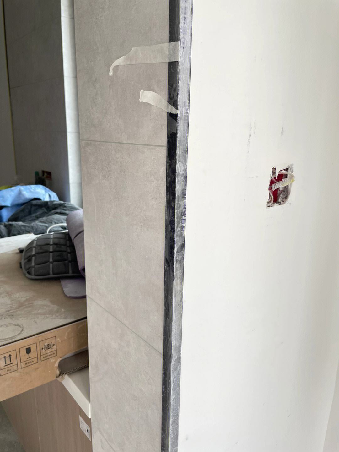 瓷砖工人干活糊弄怎么办(瓷砖工人干活糊弄怎么办呢)