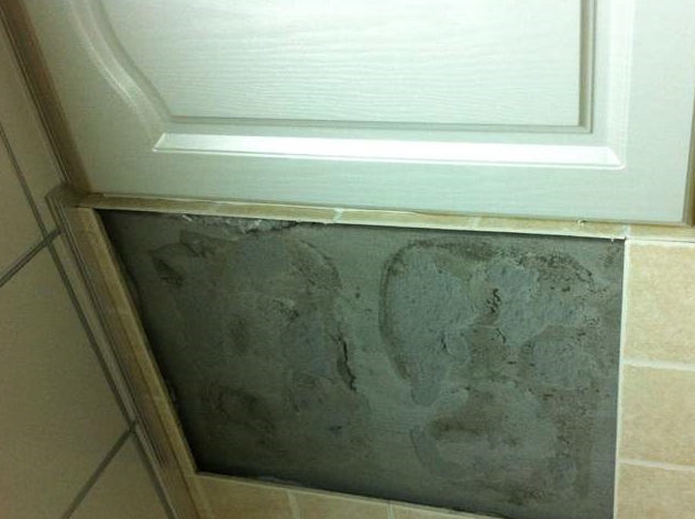 墙体瓷砖空鼓处理绝招(墙瓷砖空鼓最佳补救方法)